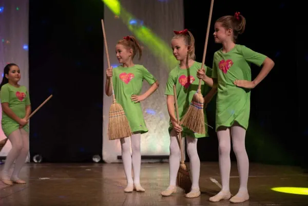 Tanzstudio Dance-Line Auftritt 15