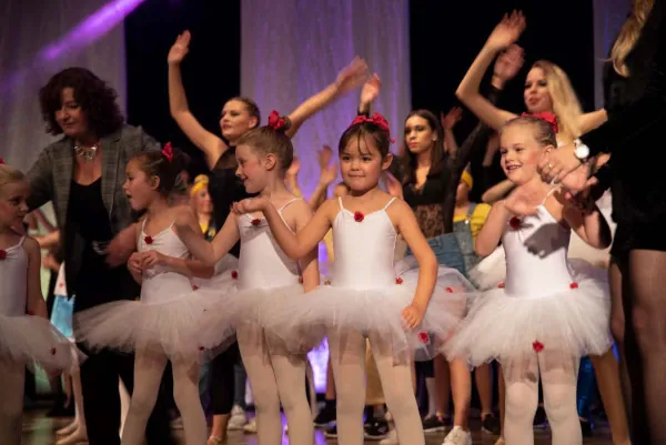 Tanzstudio Dance-Line Auftritt 51