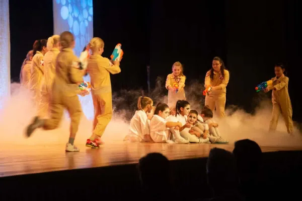 Tanzstudio Dance-Line Auftritt 70