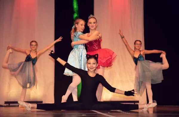 Tanzstudio Dance-Line Auftritt 78